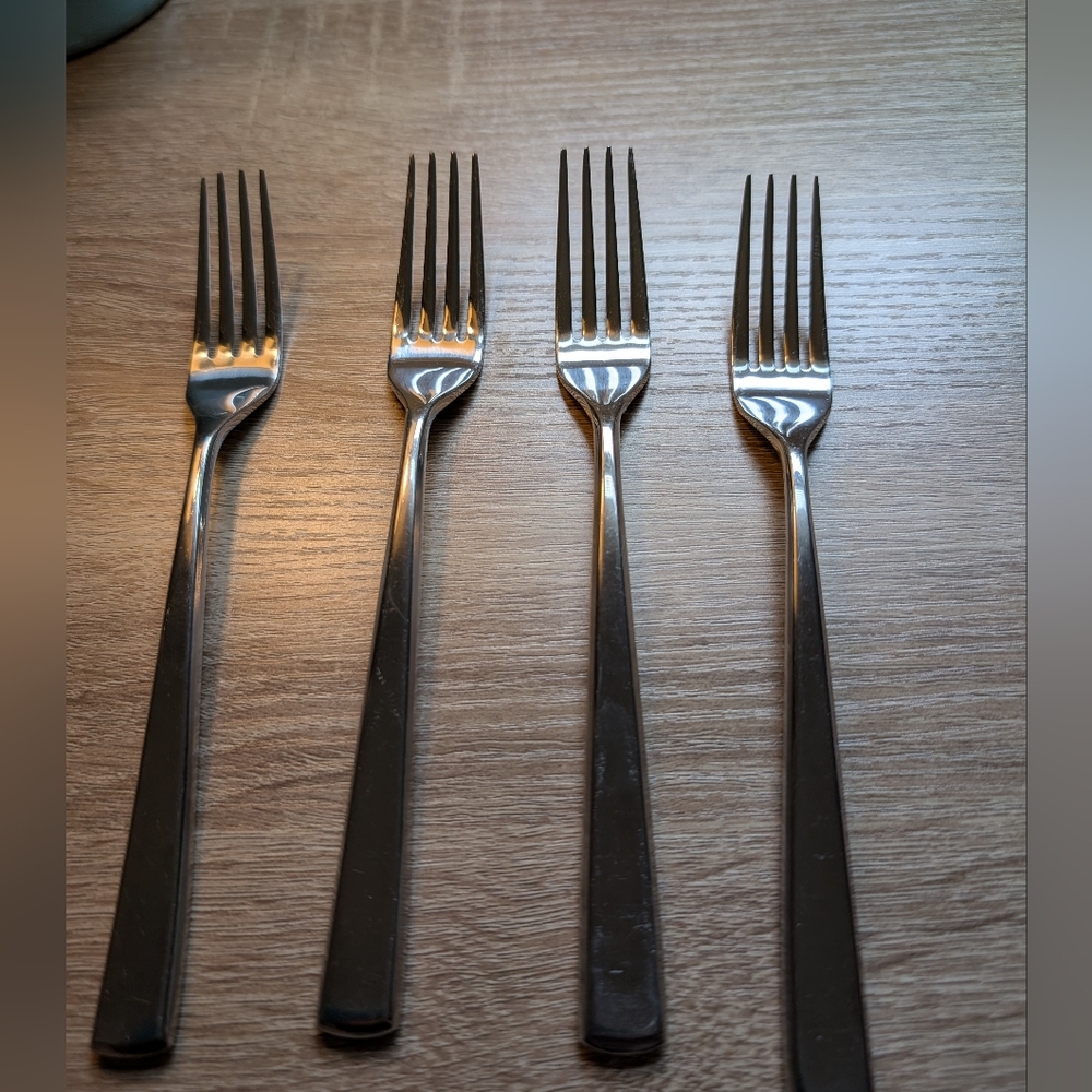 Mikasa Forged 4Pcs Salad Forks 7.25 Stainless Flatware Replacement Vietnam Bag B